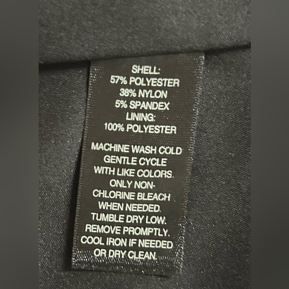 White House Black Market Black Mini Skater Skirt Size 8 - Picture 4 of 4